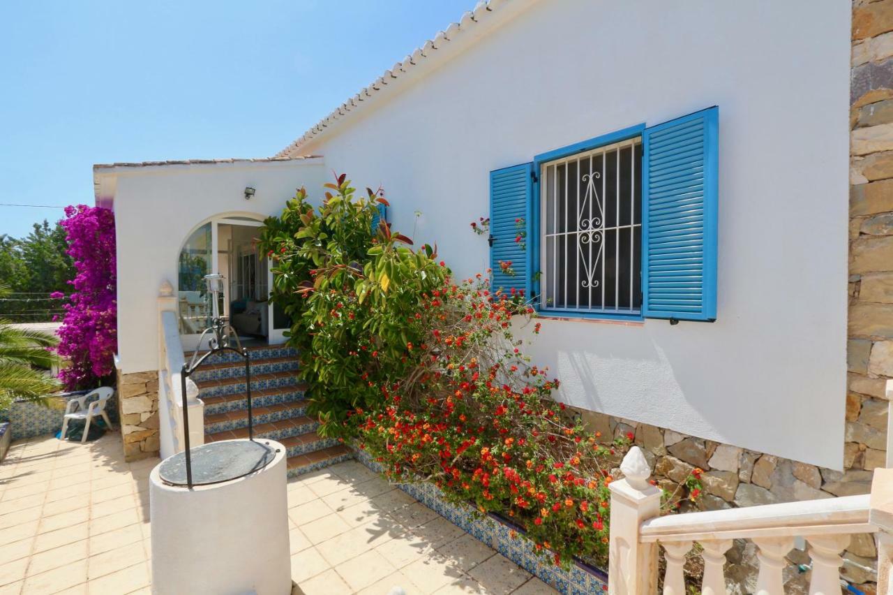 Calalga Сasa Frente A La Playa Con Piscina Privada Villa กัลเป ภายนอก รูปภาพ